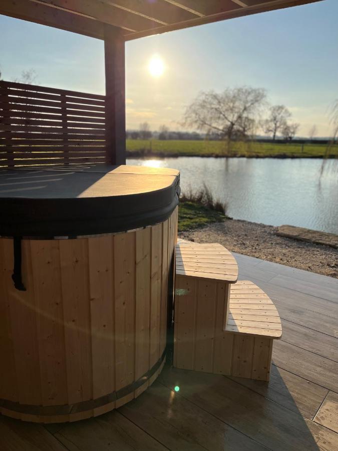 New Farm Cheshire Holidays Winsford  Exterior photo